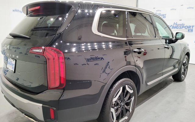 Used 2025 Kia Telluride S image 3