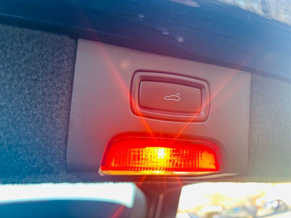 Used 2016 Porsche Cayenne S image 8