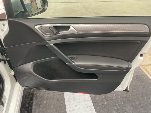 Used 2019 Volkswagen Golf Alltrack SE AWD/4WD image 4