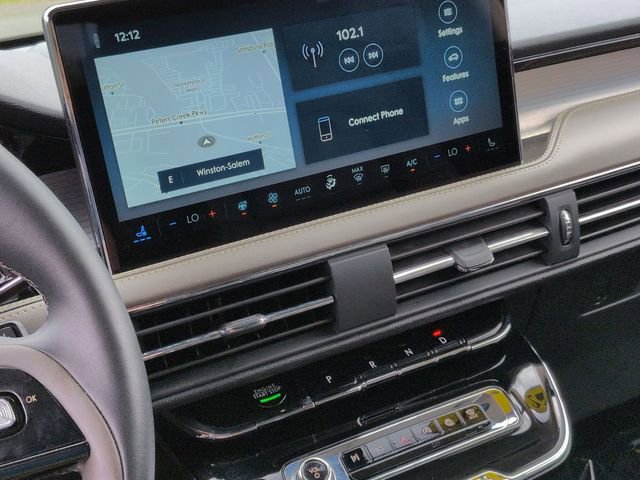 Used 2024 Lincoln Corsair FWD w/ Equipment Group 101A image 20