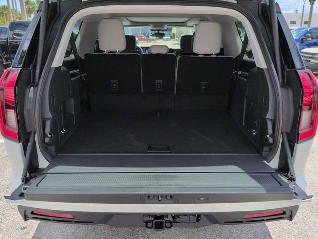 New 2026 Ford Expedition Max Active RWD image 13