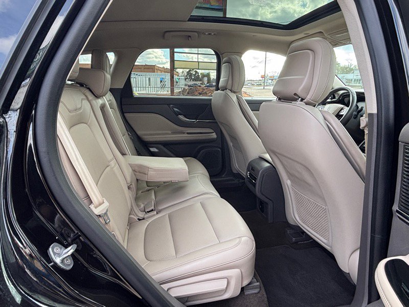 Used 2020 Lincoln Corsair FWD w/ Premium Package image 17