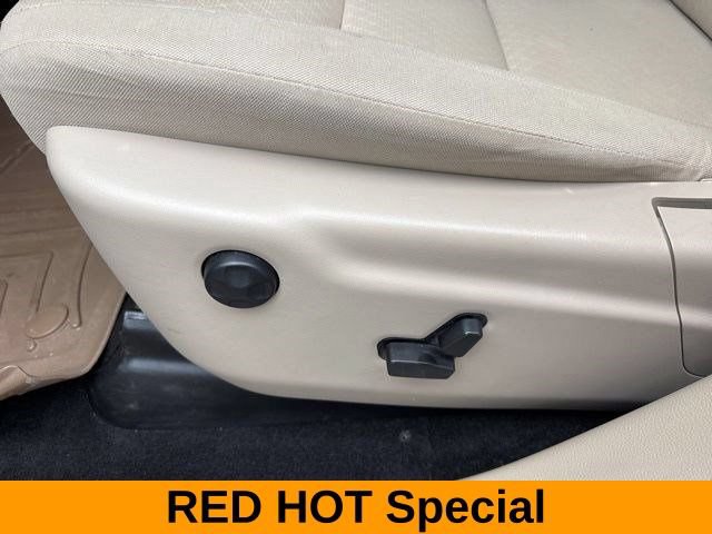 Used 2022 Jeep Grand Cherokee Laredo E w/ Security & Convenience Group AWD/4WD image 12