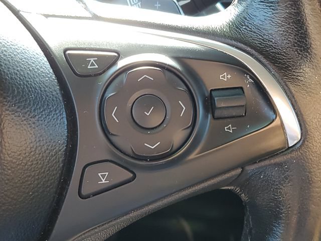 Used 2017 Buick LaCrosse Essence FWD image 14