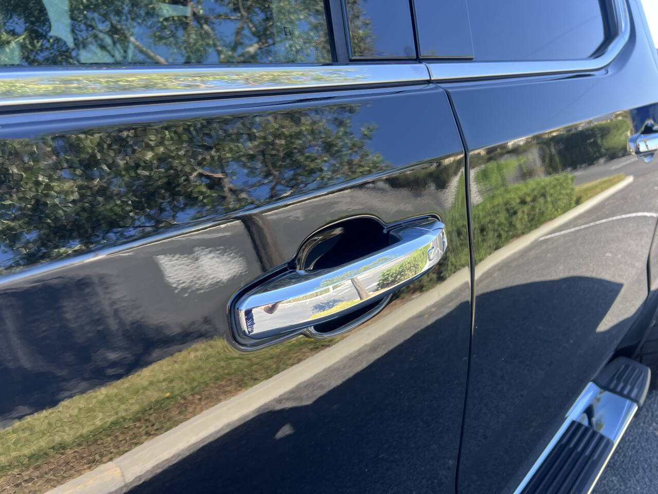 Used 2020 GMC Sierra 1500 Denali RWD image 30