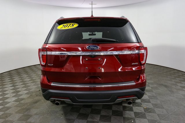 Used 2018 Ford Explorer XLT w/ Equipment Group 201A image 8