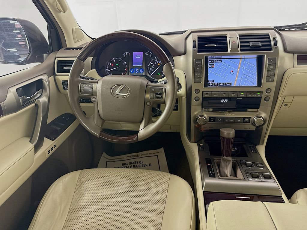 Used 2014 Lexus GX 460 Luxury image 28
