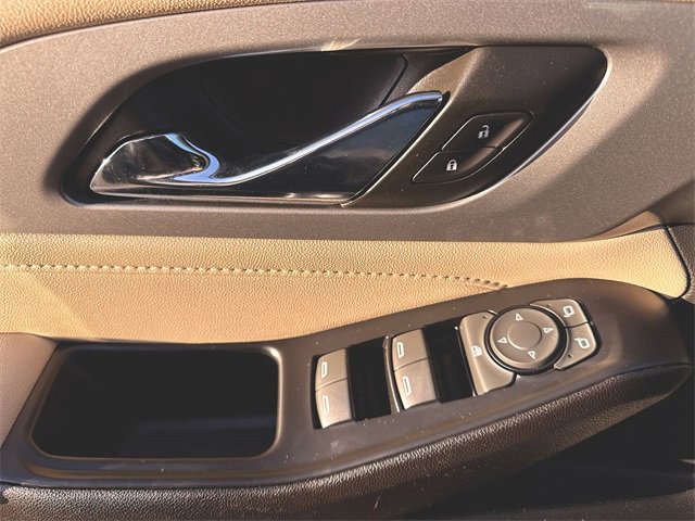 Used 2023 Chevrolet Traverse LS w/ Safety Package image 22