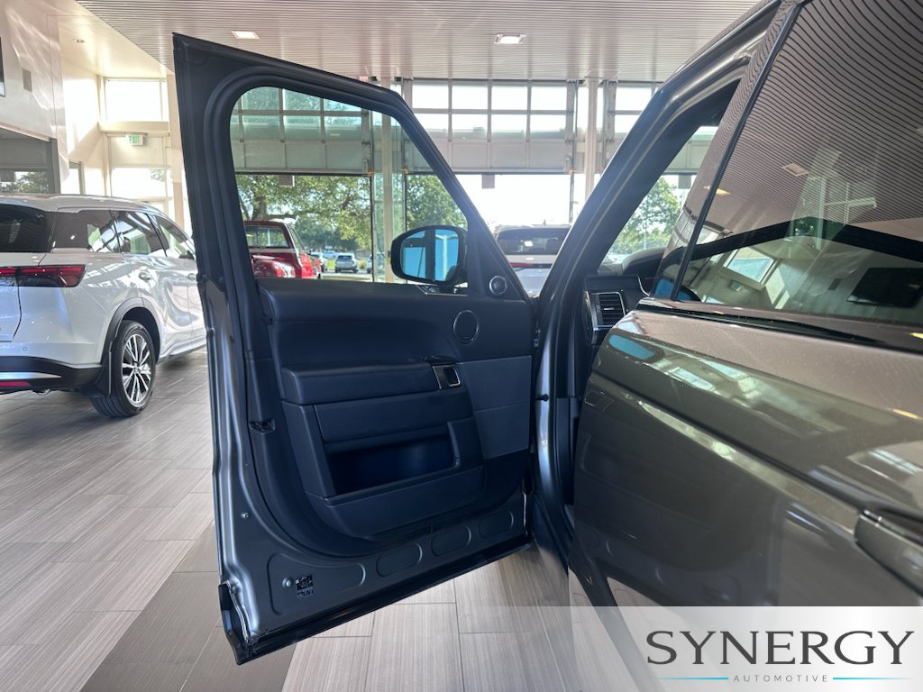 Used 2018 Land Rover Range Rover Sport HSE Dynamic AWD/4WD image 26