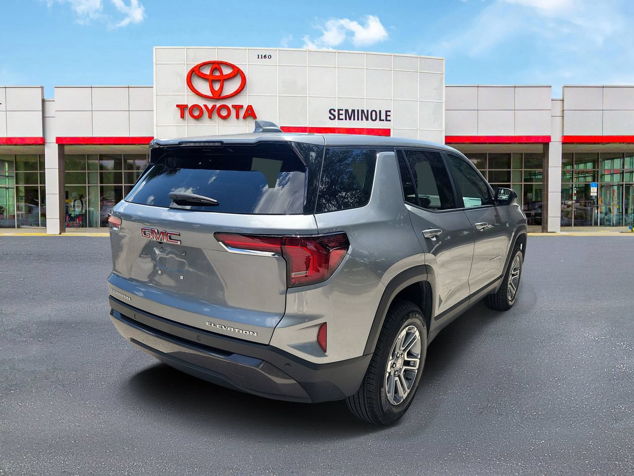 Used 2026 GMC Terrain Elevation FWD image 3