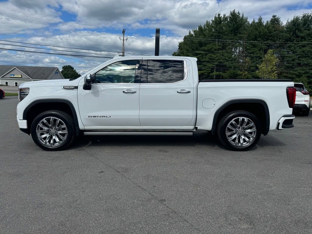Used 2022 GMC Sierra 1500 Denali w/ Denali Reserve Package image 3