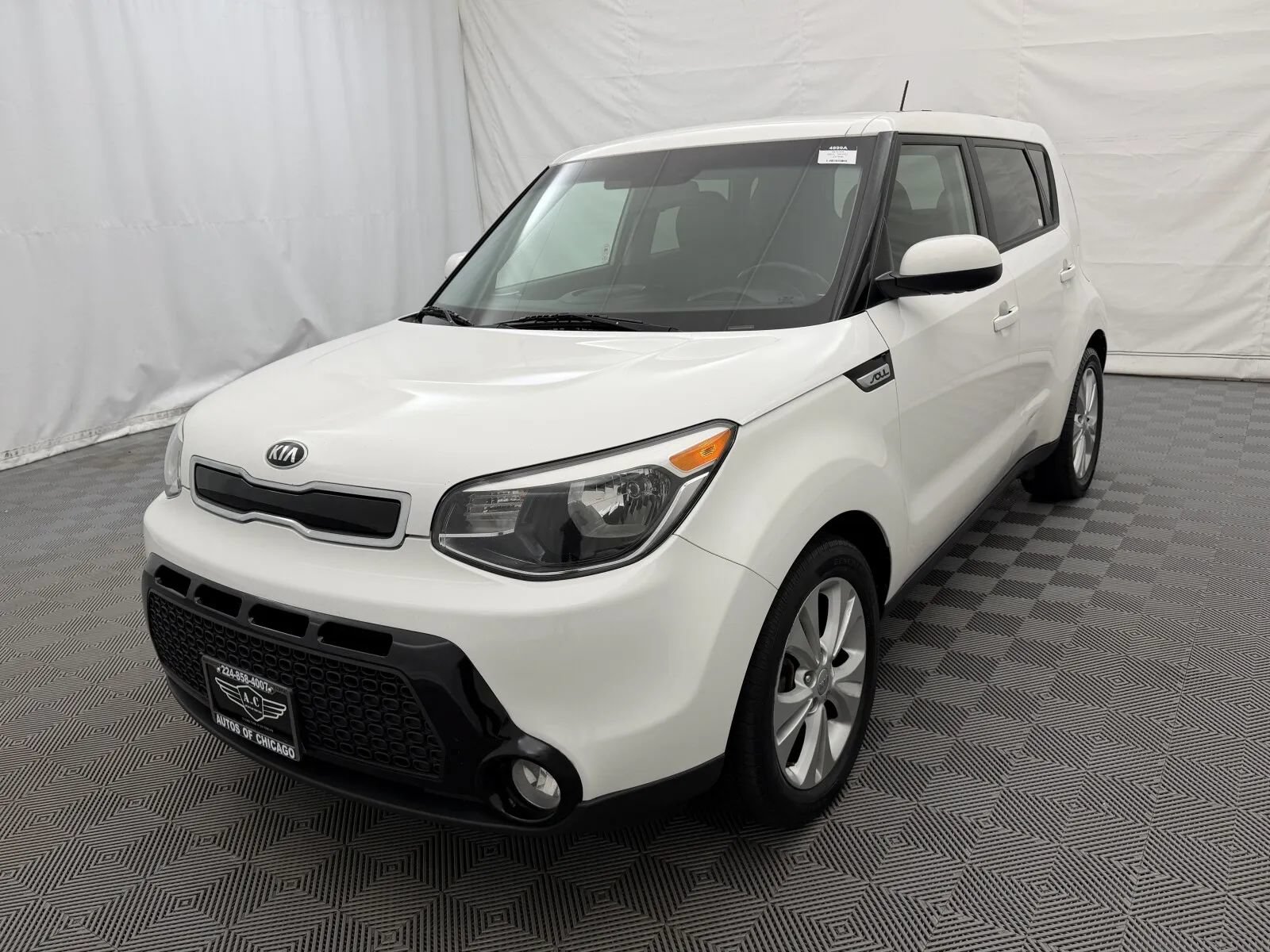 Used 2016 Kia Soul + w/ Audio Package FWD image 2