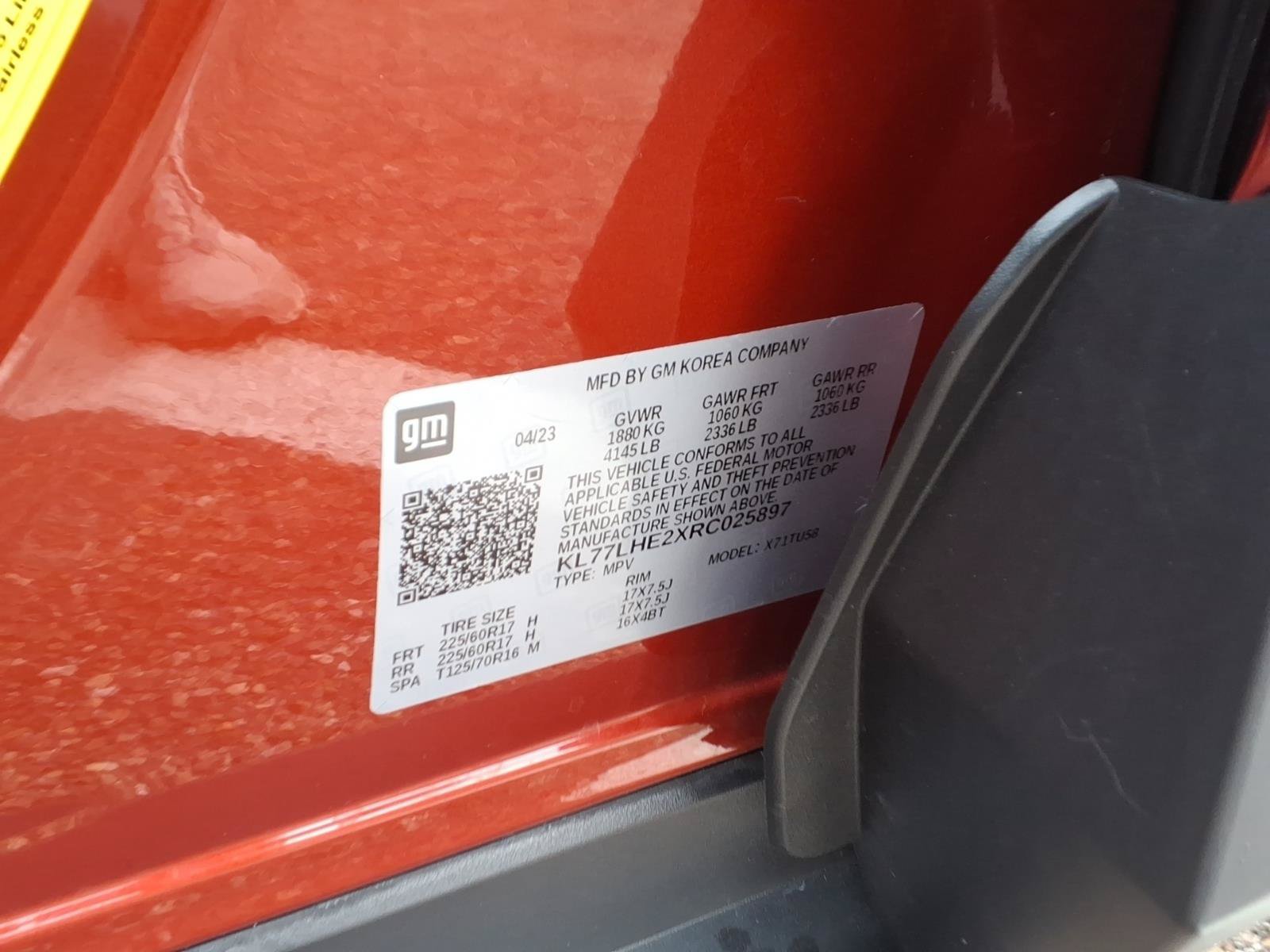 Used 2024 Chevrolet Trax LT w/ Driver Confidence Package FWD image 30