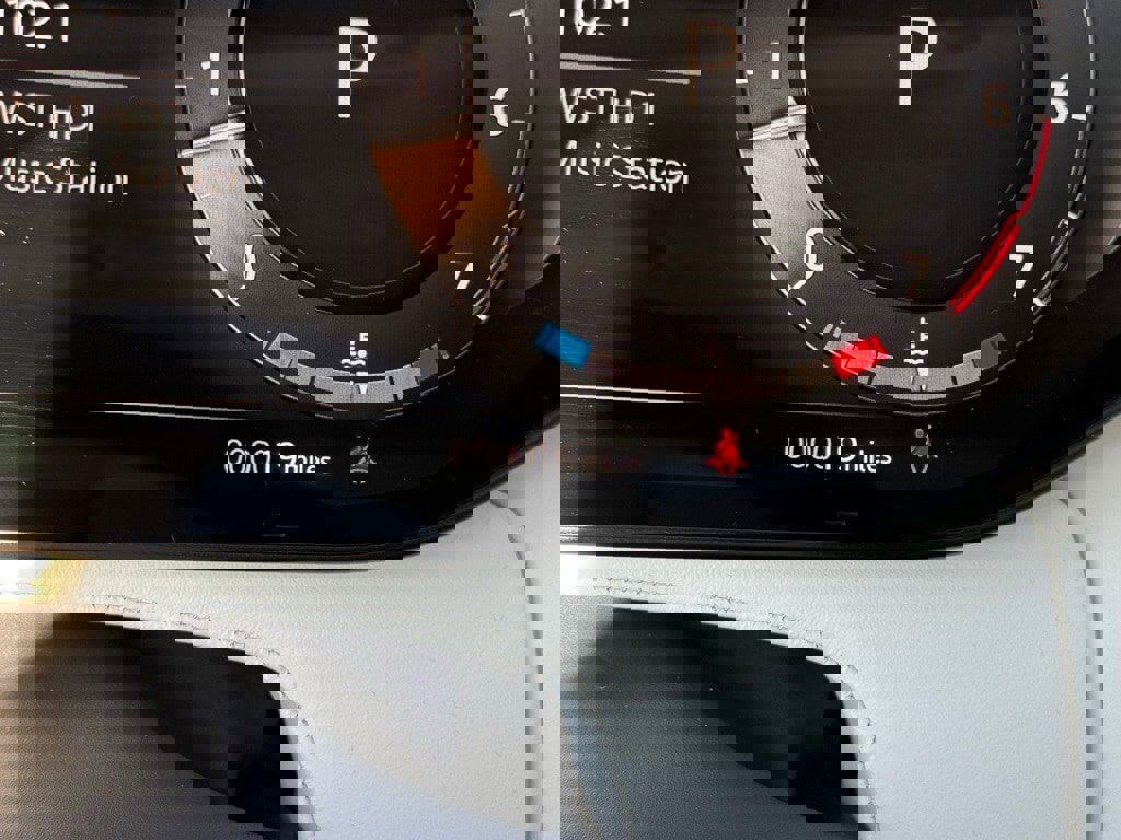 New 2026 Land Rover Range Rover SE image 31