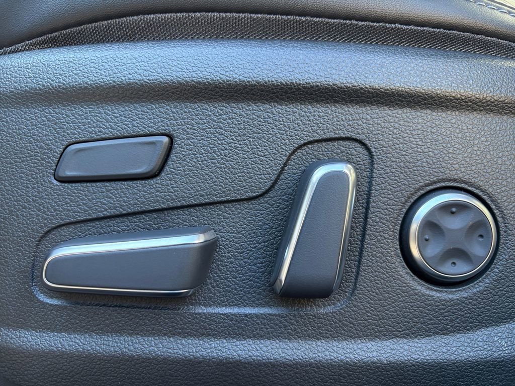 Used 2023 Hyundai Santa Fe Calligraphy image 15