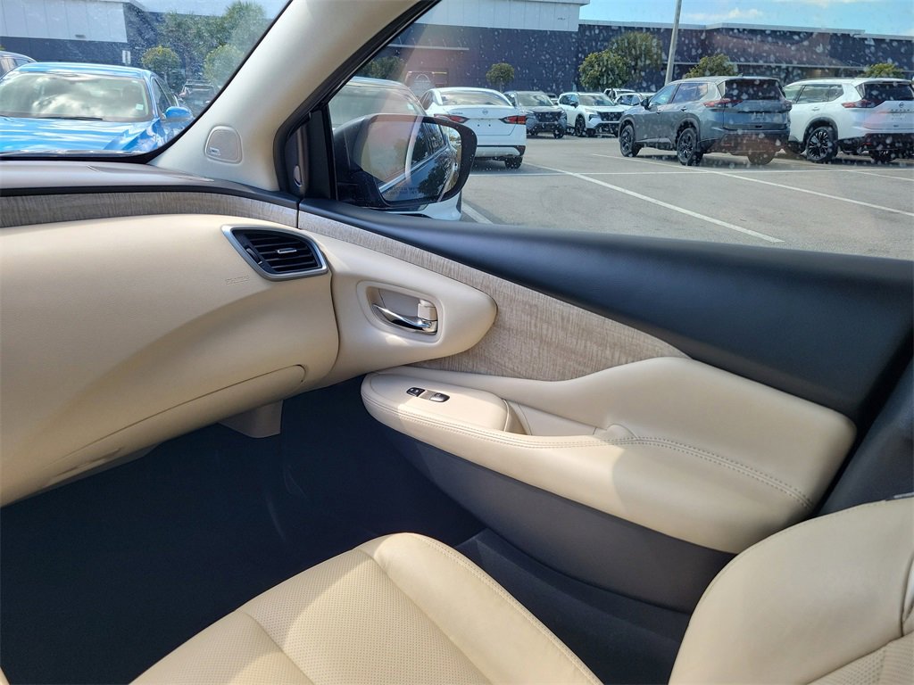 Used 2021 Nissan Murano SL image 17