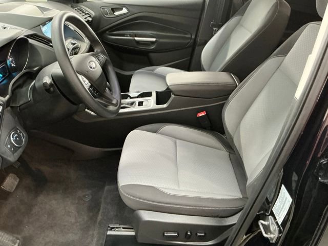 Used 2019 Ford Escape SE FWD image 13