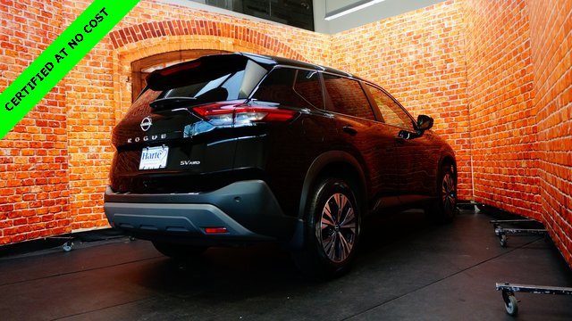 Used 2022 Nissan Rogue SV image 7