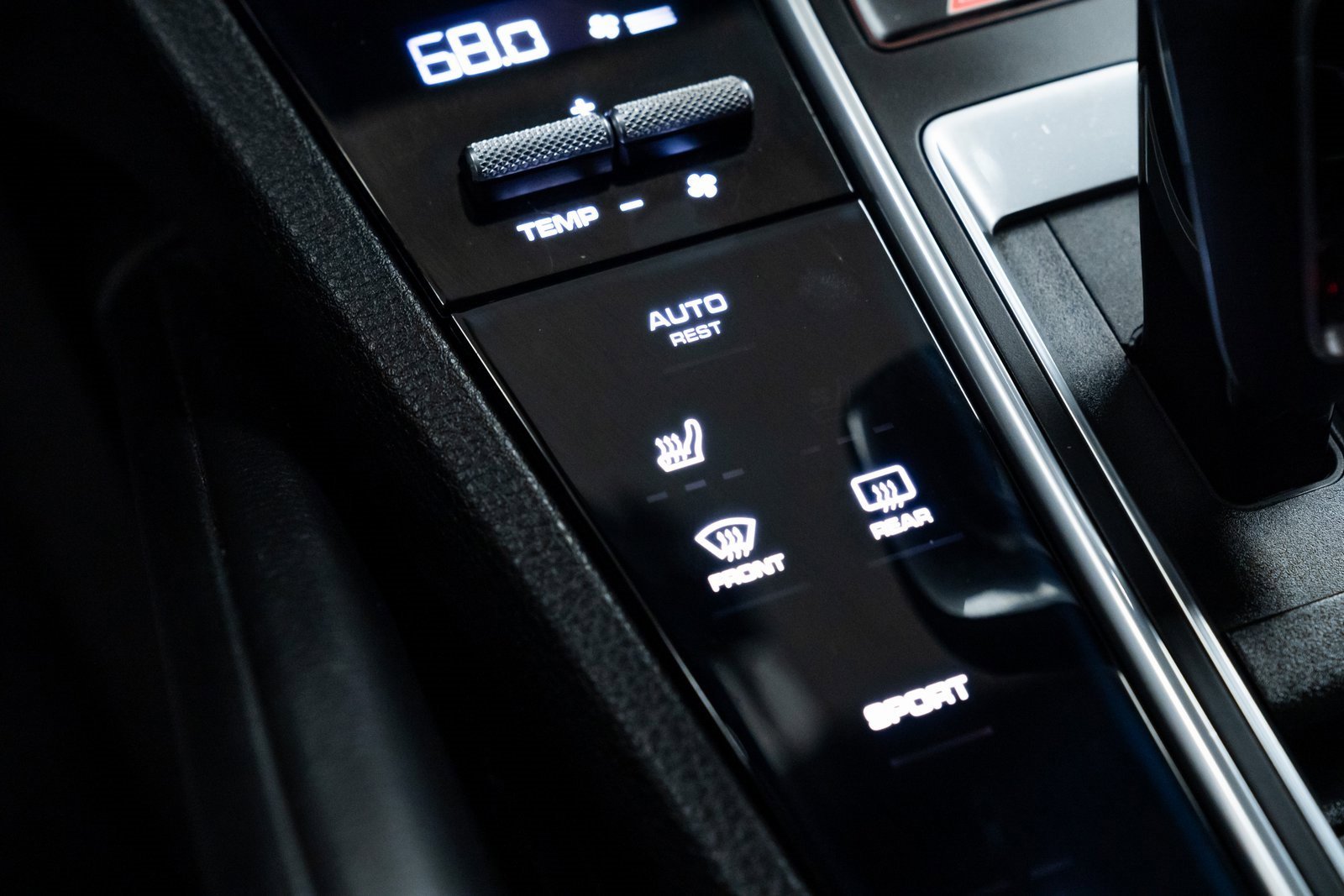 Used 2019 Porsche Cayenne image 14