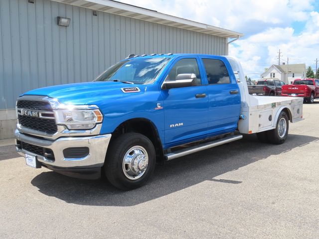 Used 2021 RAM 3500 Tradesman w/ Chrome Appearance Group AWD/4WD image 5