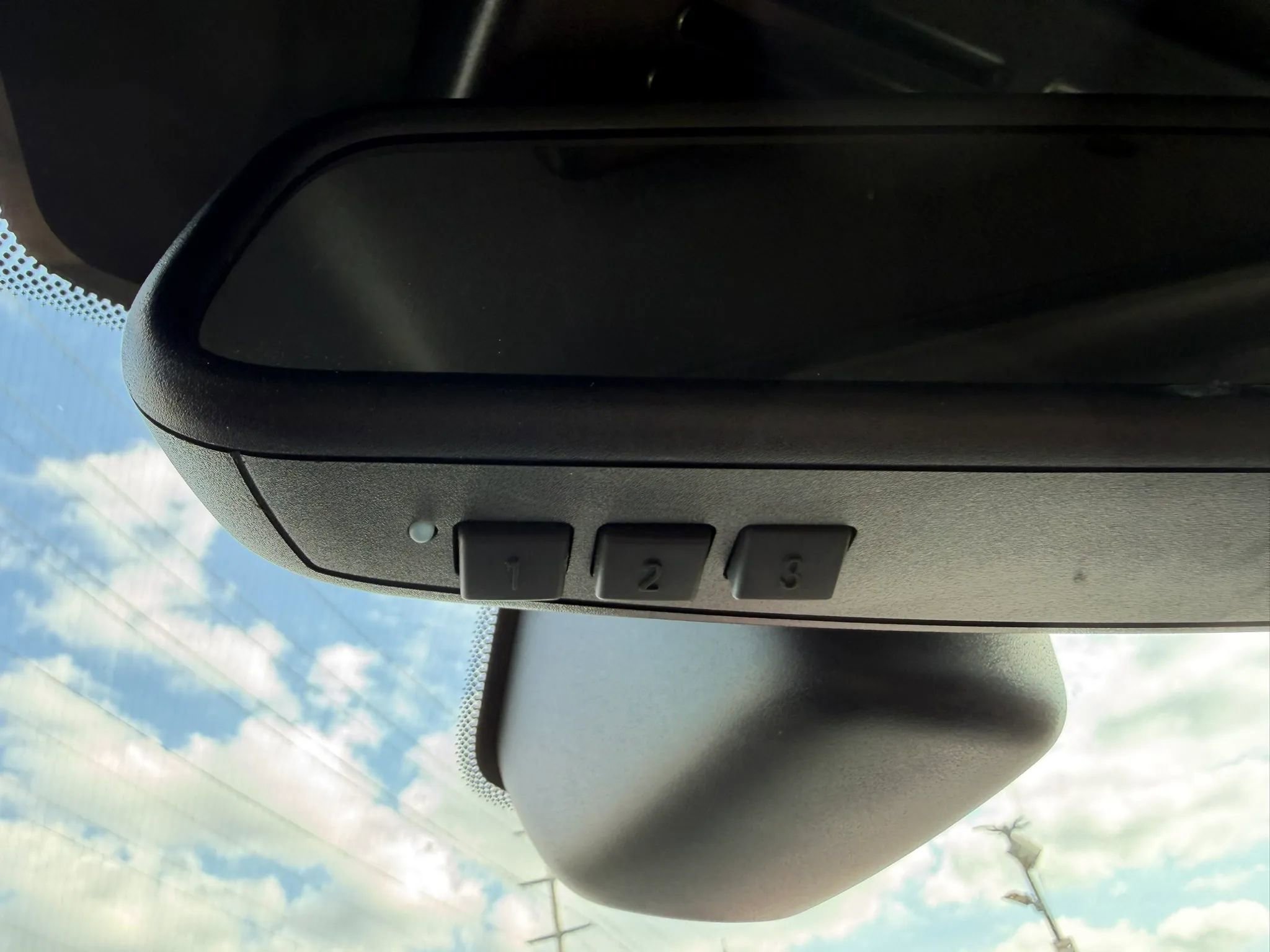 Used 2016 Land Rover Discovery Sport HSE Luxury image 64