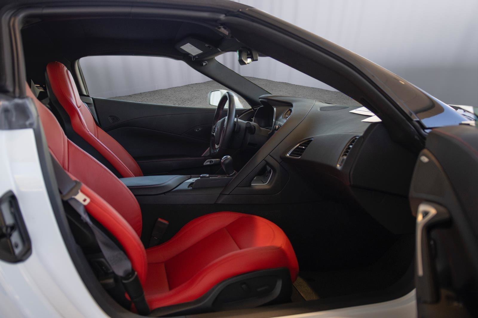 Used 2016 Chevrolet Corvette Z06 RWD image 14