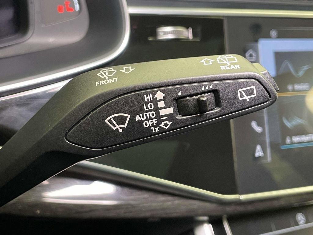 Certified 2025 Audi Q7 3.0T Premium Plus image 44