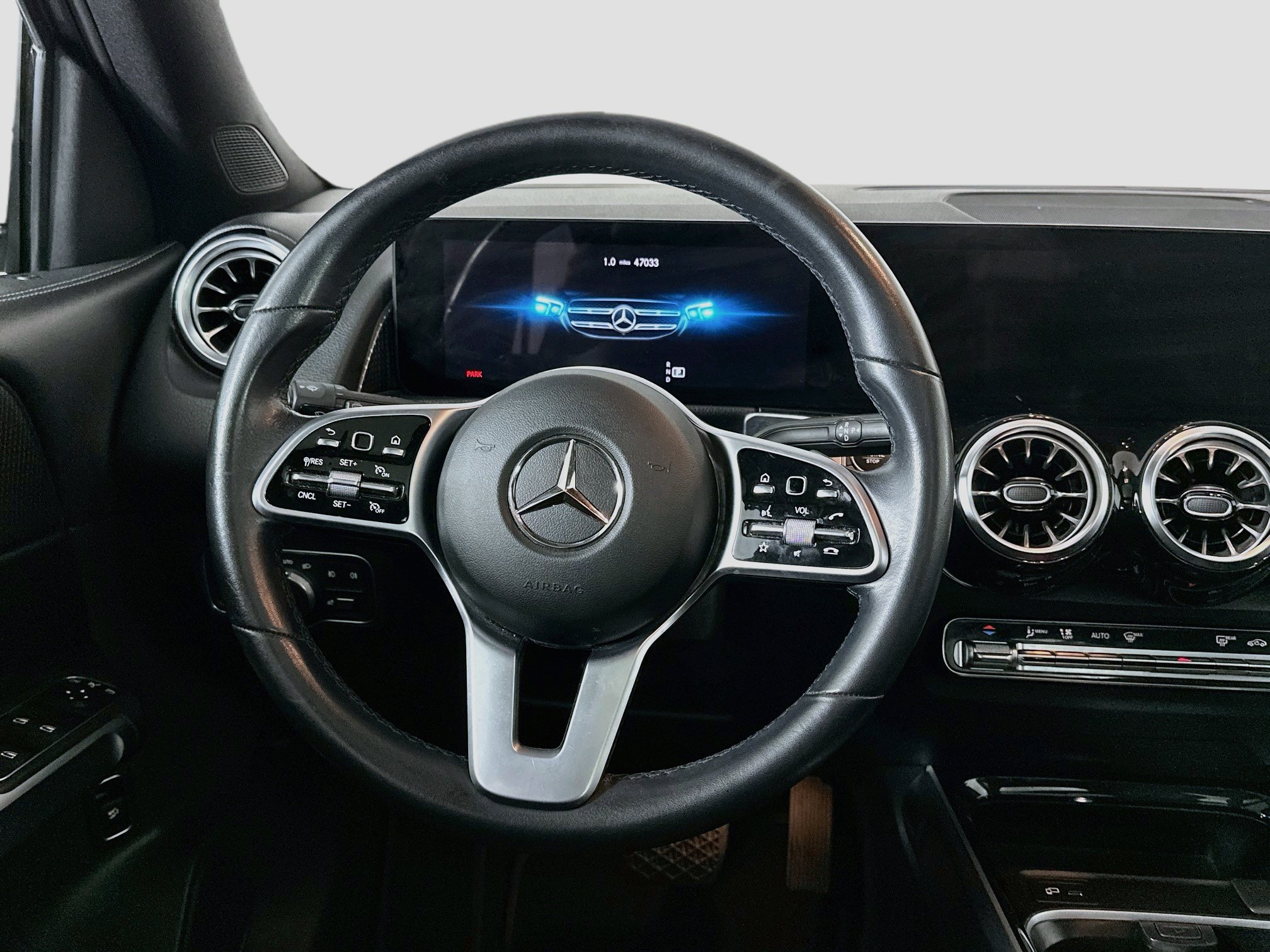 Used 2022 Mercedes-Benz GLB 250 image 18