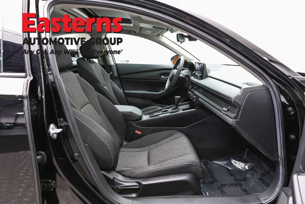 Used 2024 Honda Accord EX image 23