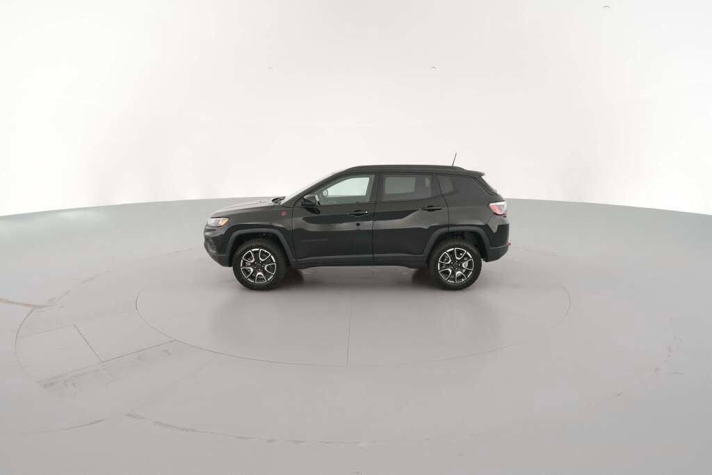 New 2026 Jeep Compass Trailhawk image 6