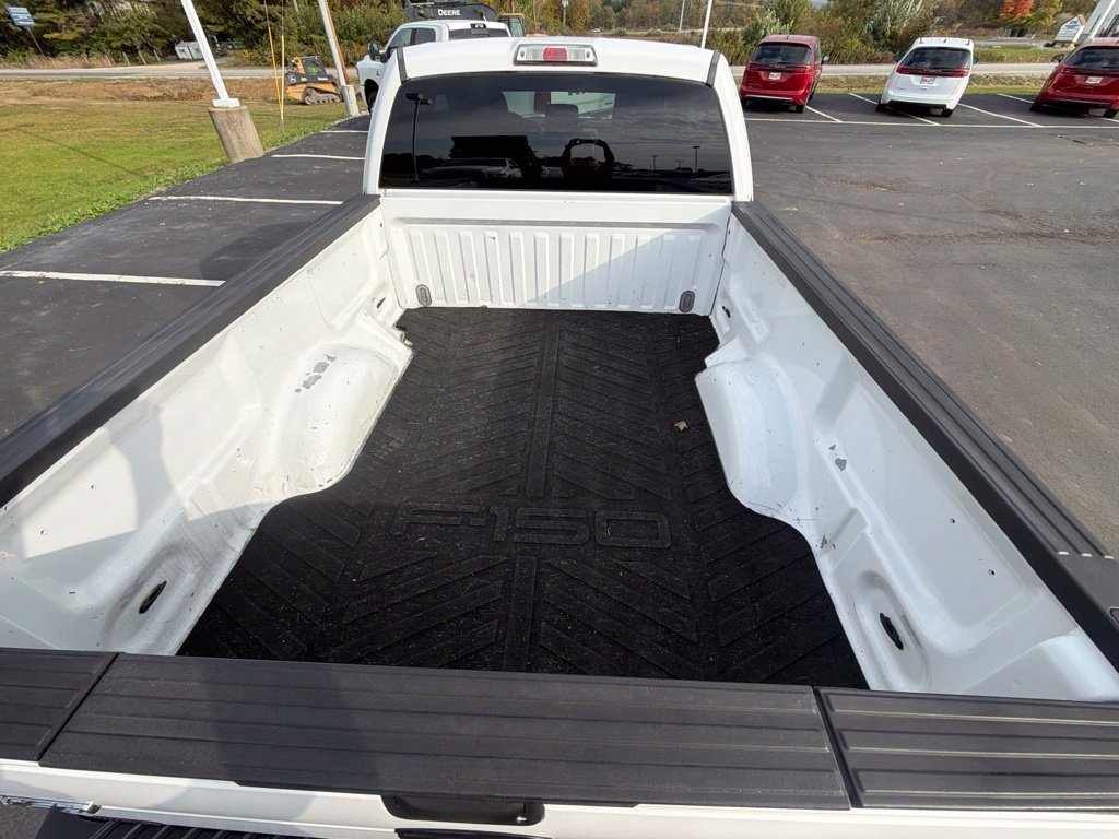Used 2012 Ford F150 XLT w/ XLT Custom Pkg RWD image 8