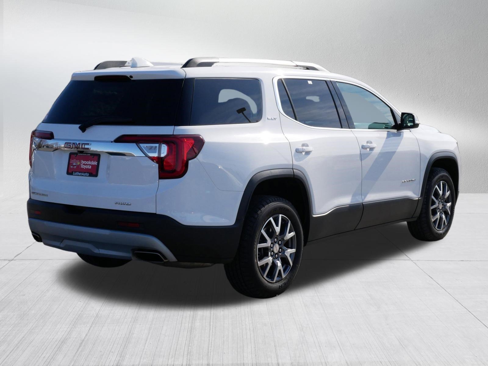 Used 2023 GMC Acadia SLT image 7