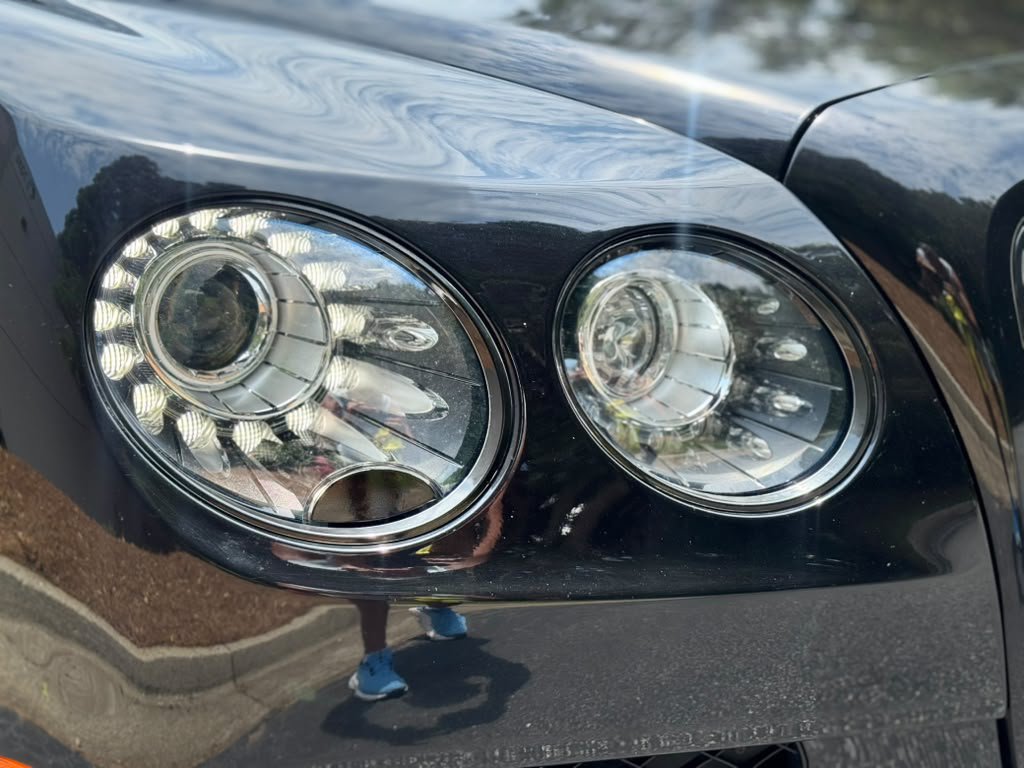 Used 2017 Bentley Flying Spur S V8 AWD/4WD image 16