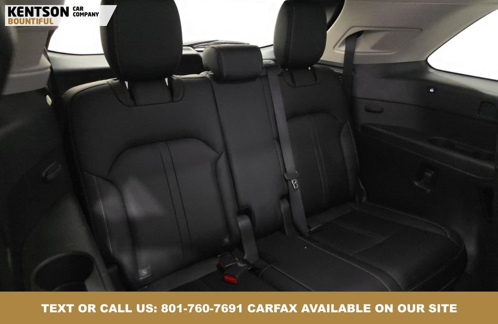 Used 2024 MAZDA CX-90 Plug-In Hybrid w/ Premium Pkg image 4