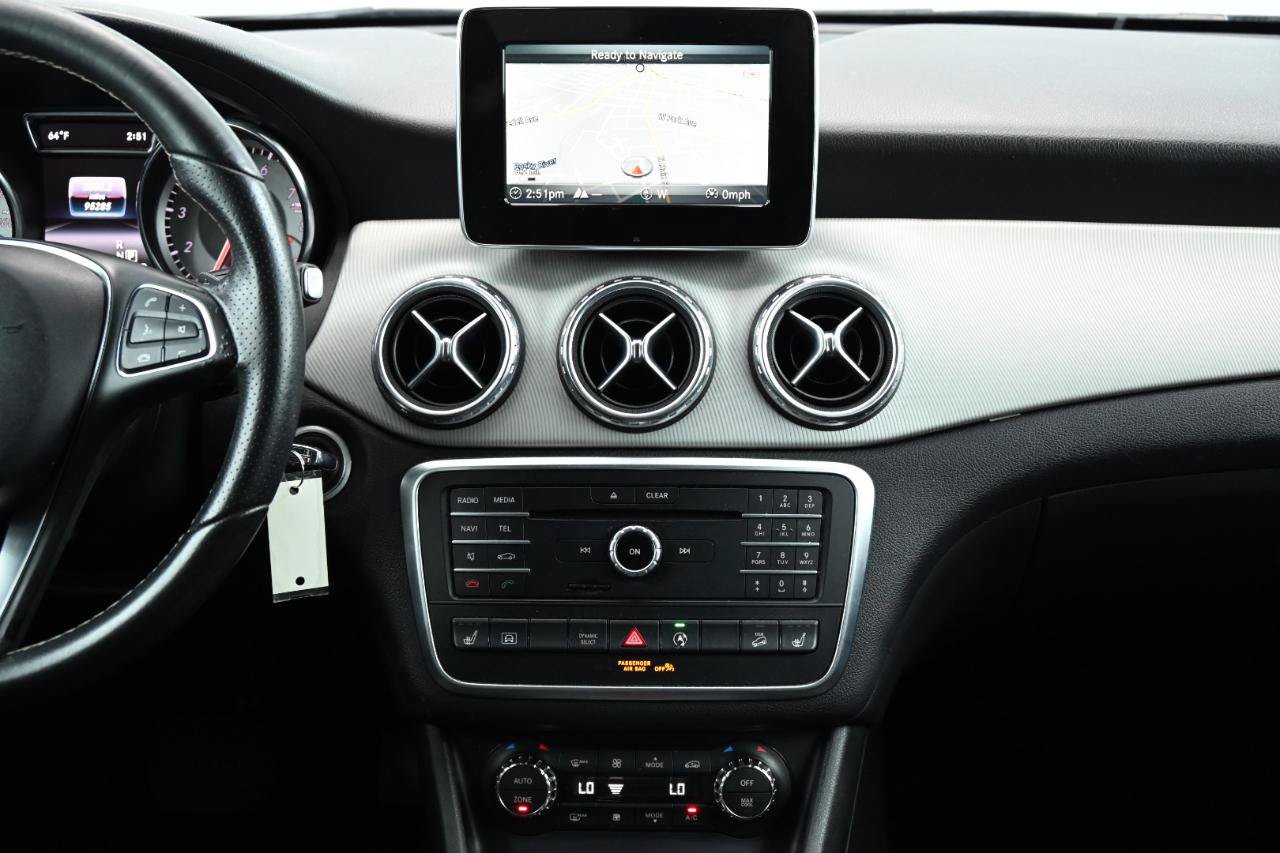 Used 2016 Mercedes-Benz GLA 250 4MATIC image 24