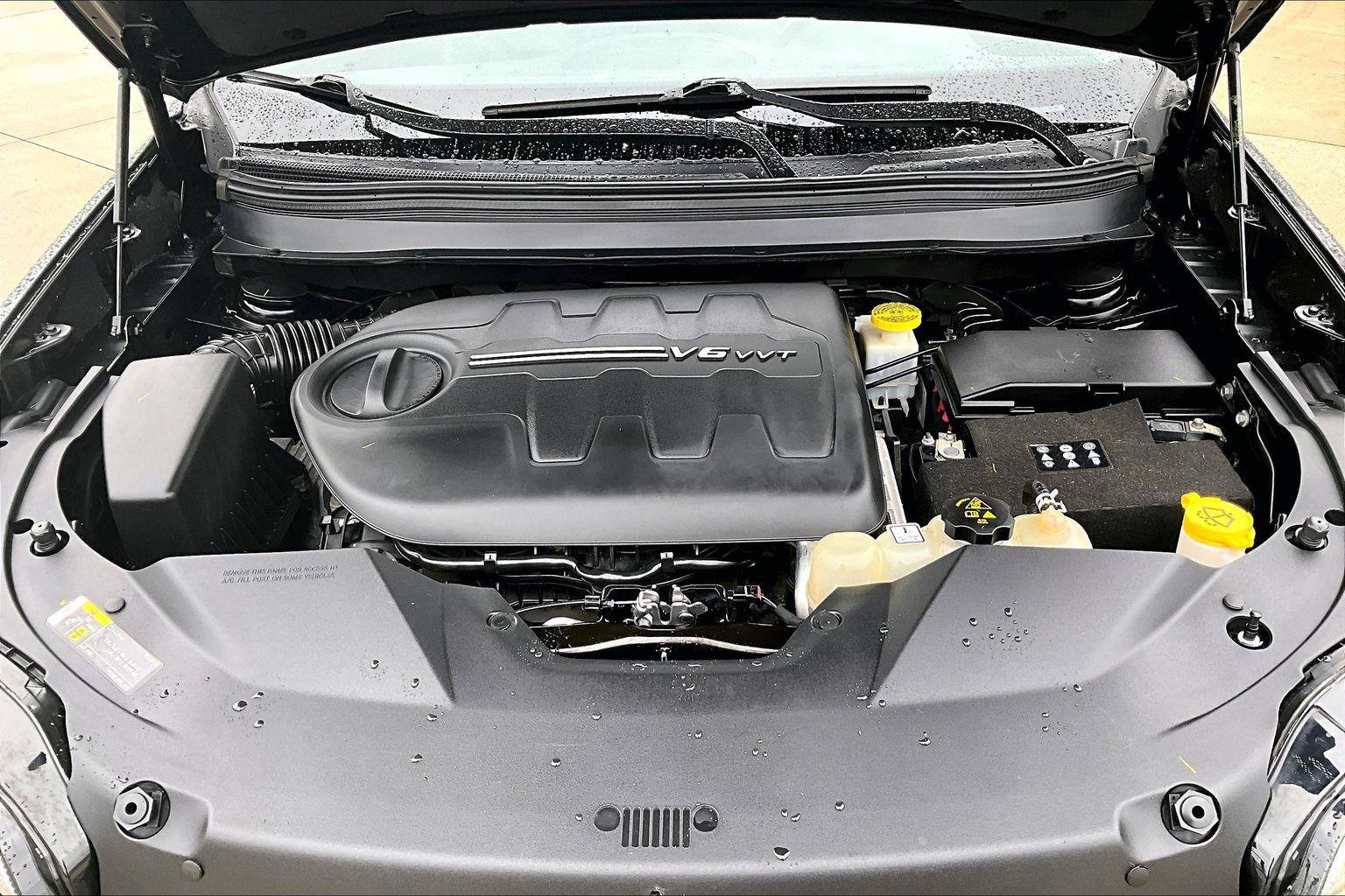 Used 2020 Jeep Cherokee Limited image 11