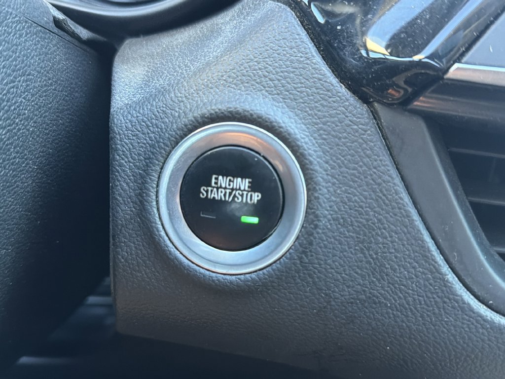 Used 2020 Buick Envision Essence FWD image 27