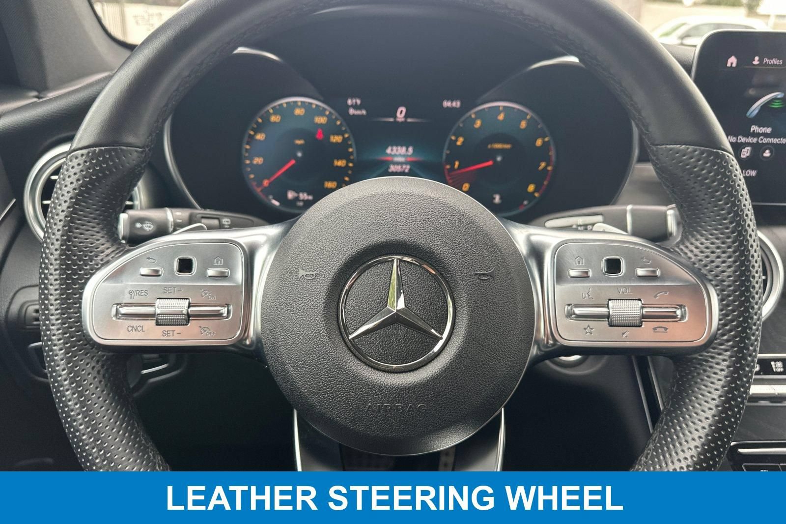Used 2022 Mercedes-Benz GLC 300 image 27