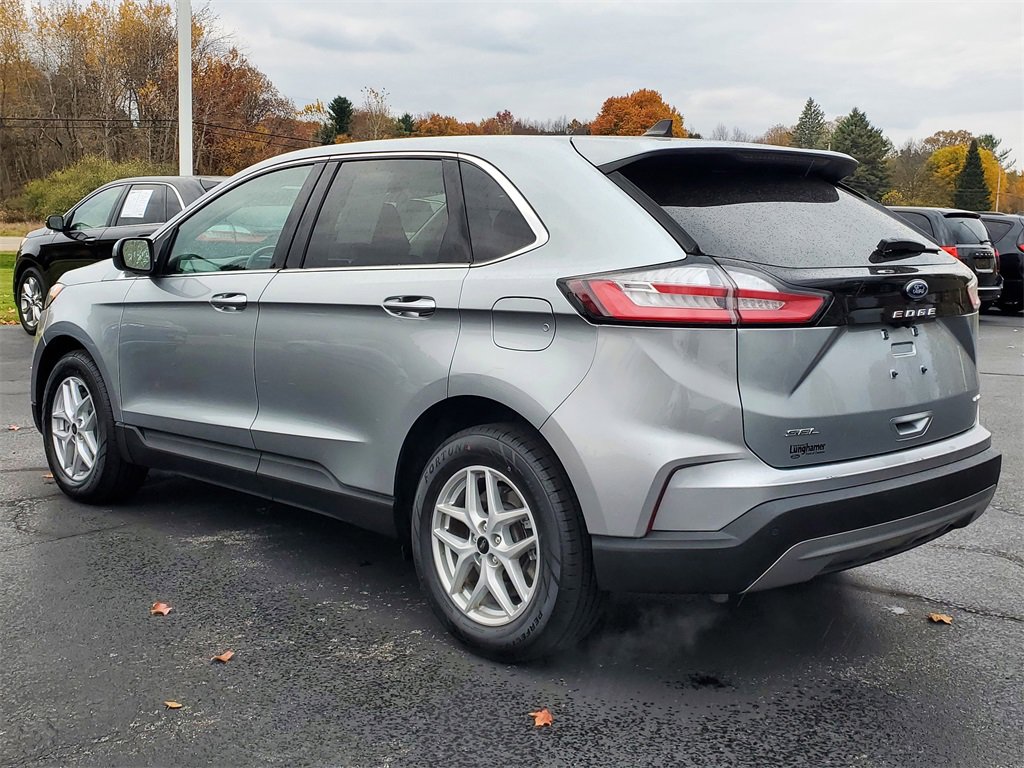 Used 2024 Ford Edge SEL image 4