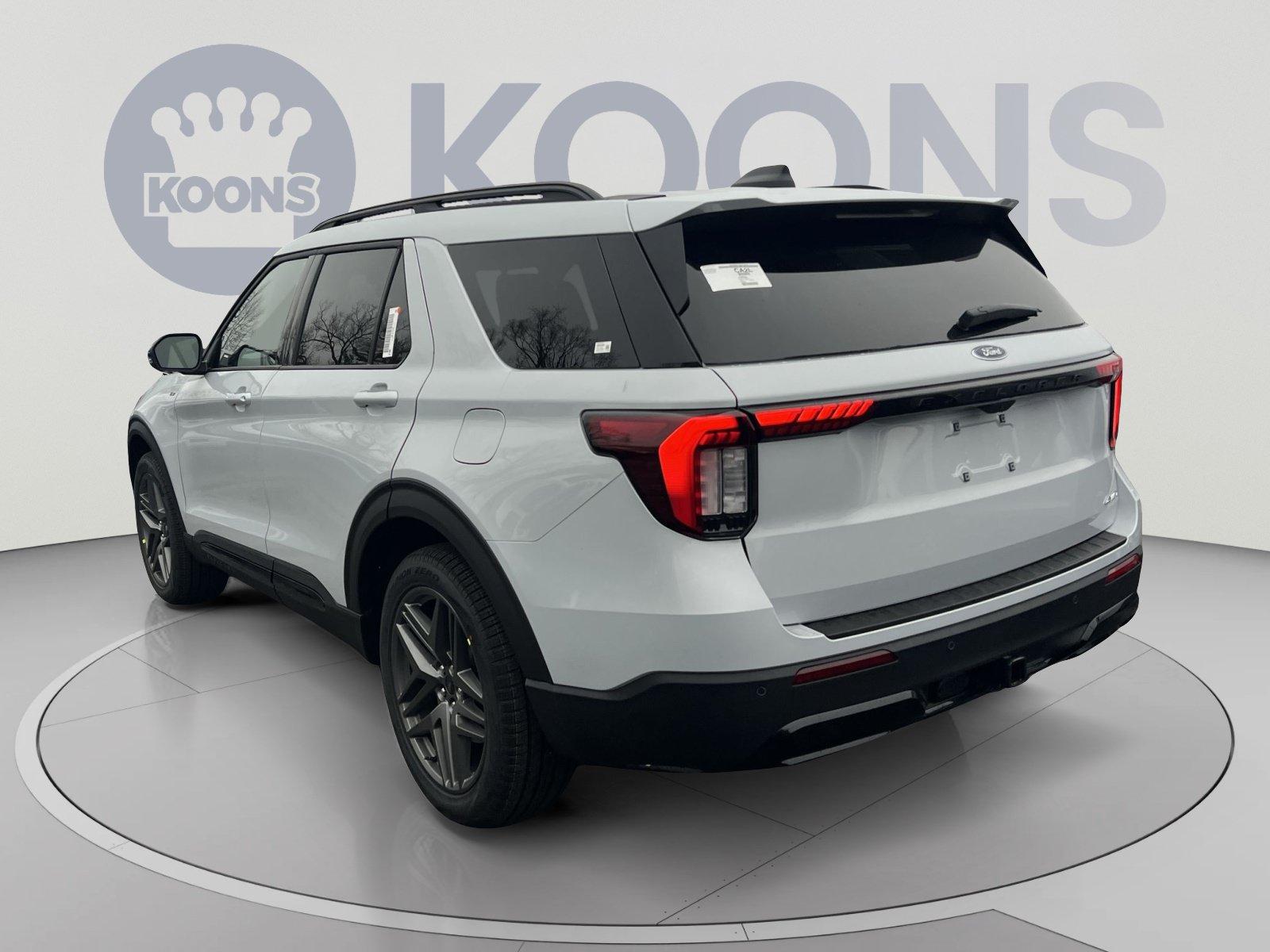 New 2026 Ford Explorer ST-Line w/ ST-Line Street Pack AWD/4WD image 8