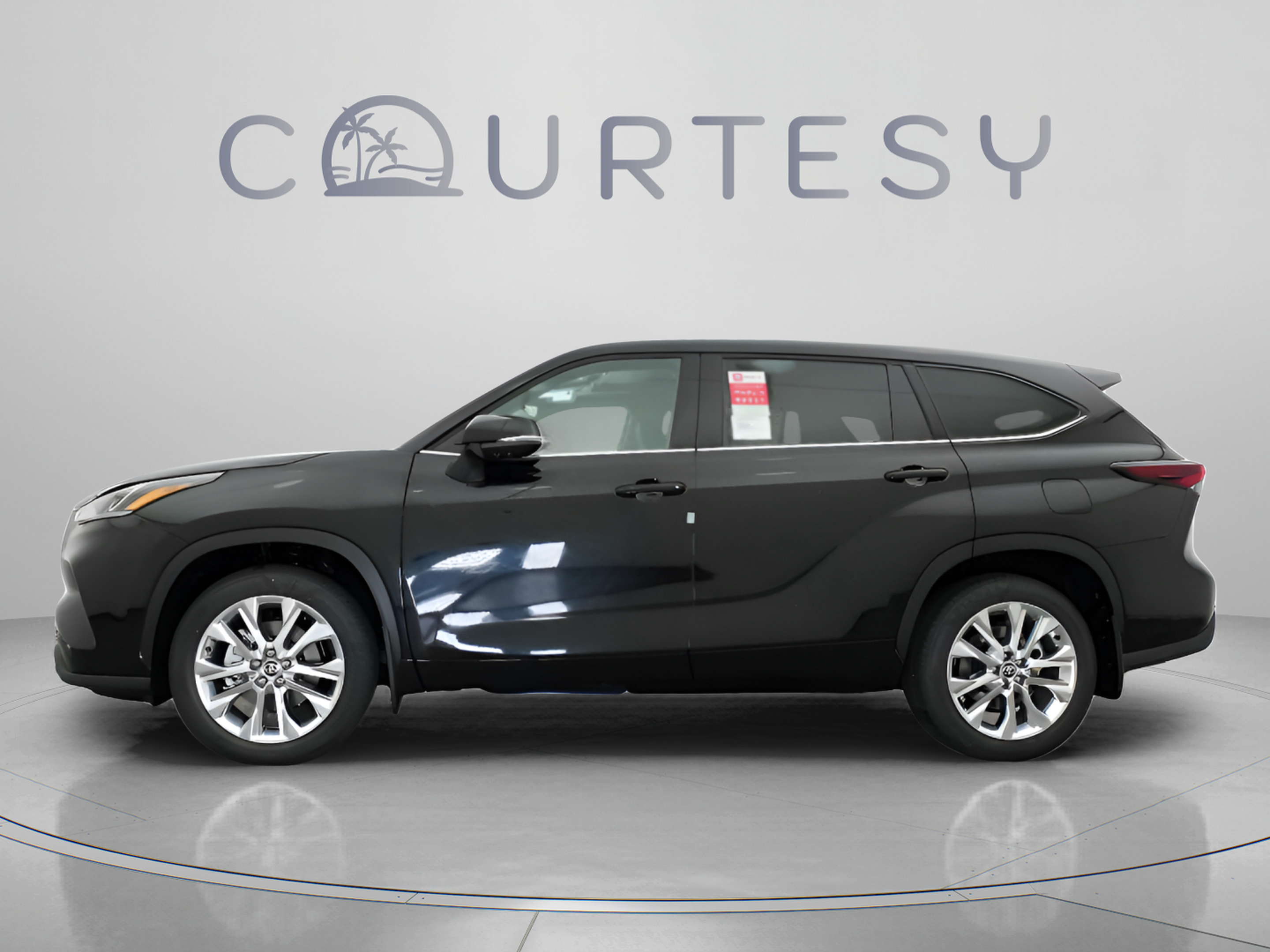 New 2026 Toyota Highlander Limited AWD/4WD image 5