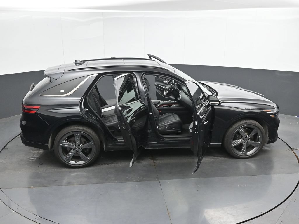 Used 2023 Genesis GV70 3.5T Sport w/ Sport Prestige Package AWD/4WD image 49