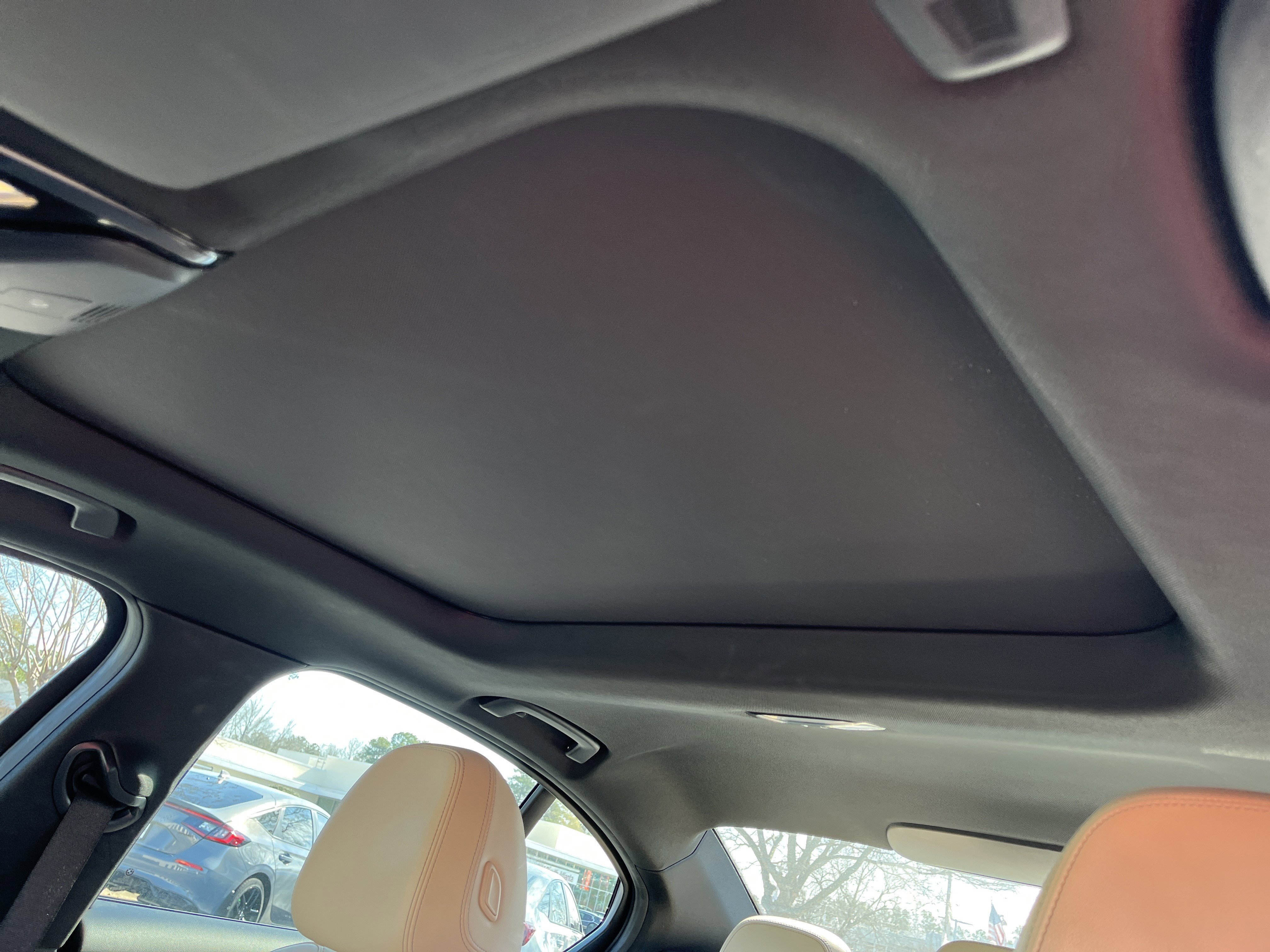 Used 2023 BMW 330i Sedan w/ Premium Package image 17