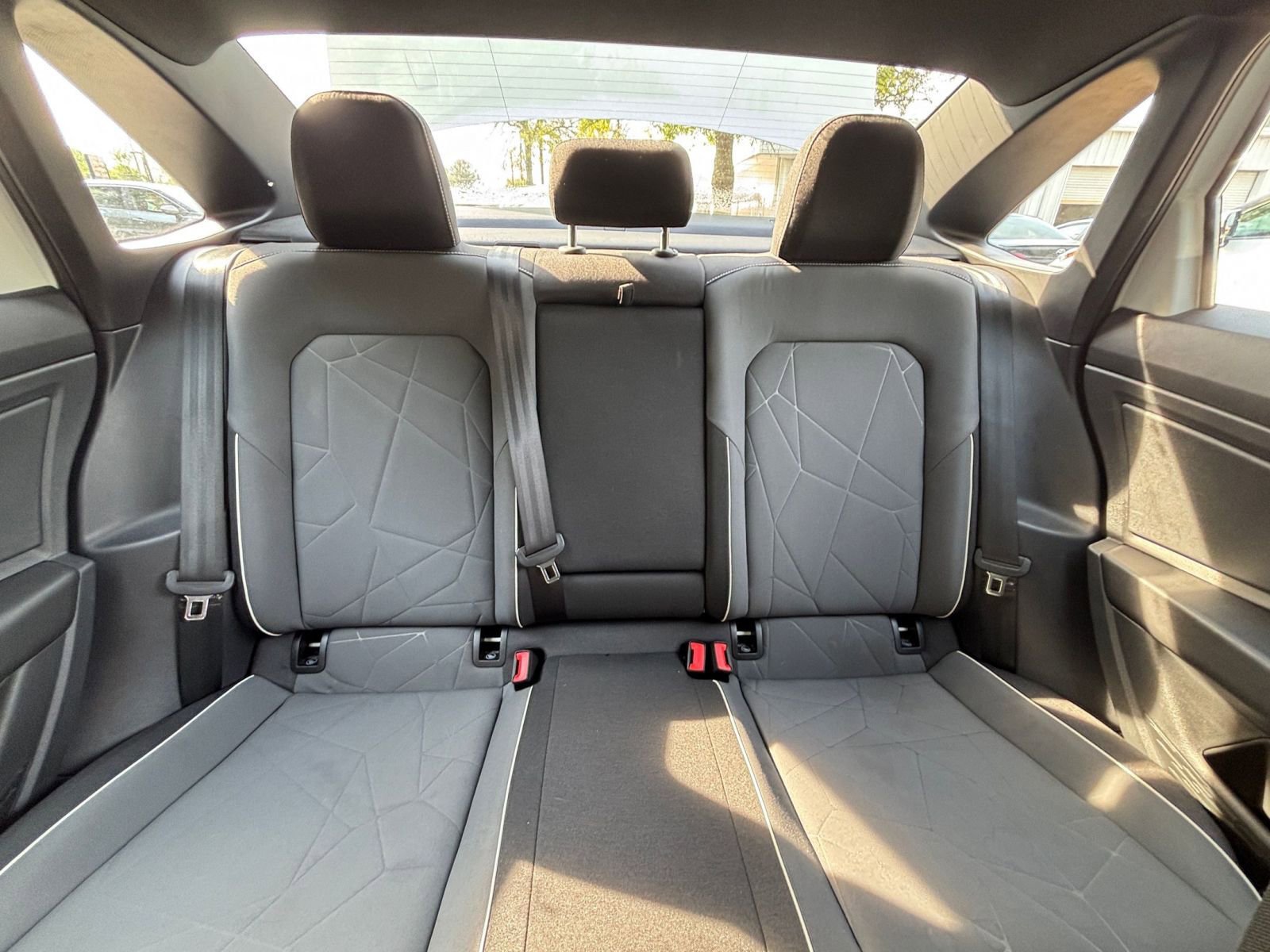 Used 2025 Volkswagen Jetta Sport FWD image 39