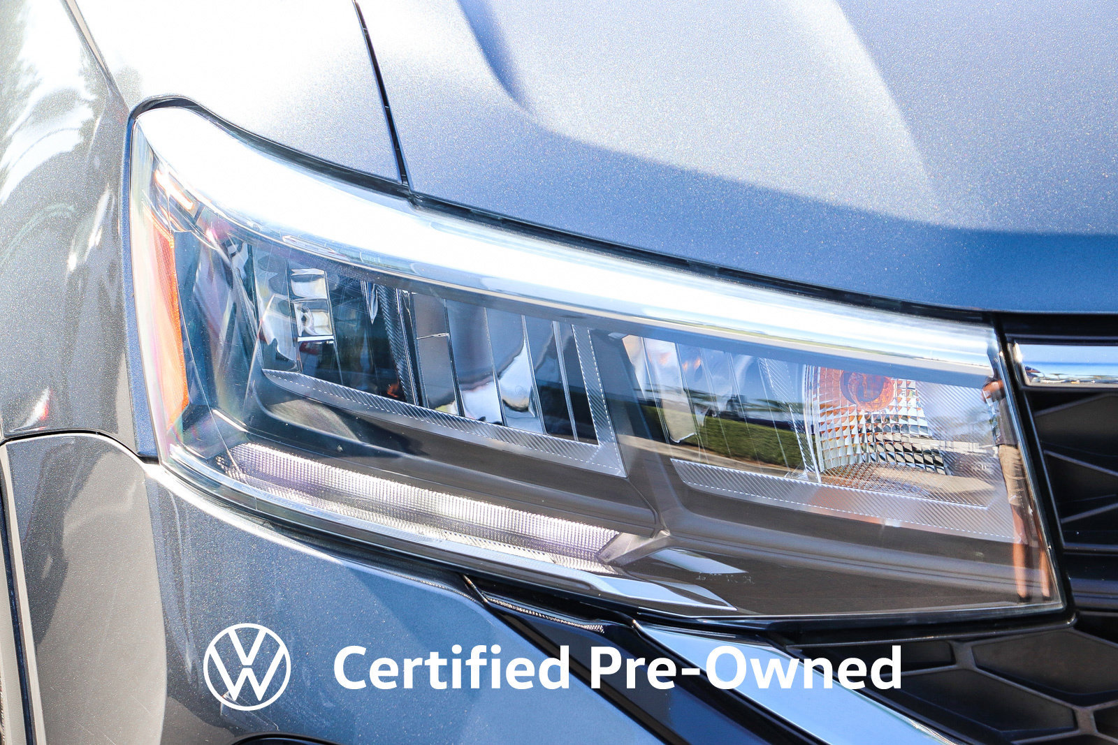 Certified 2023 Volkswagen Taos SE w/ Panoramic Sunroof Package FWD image 5