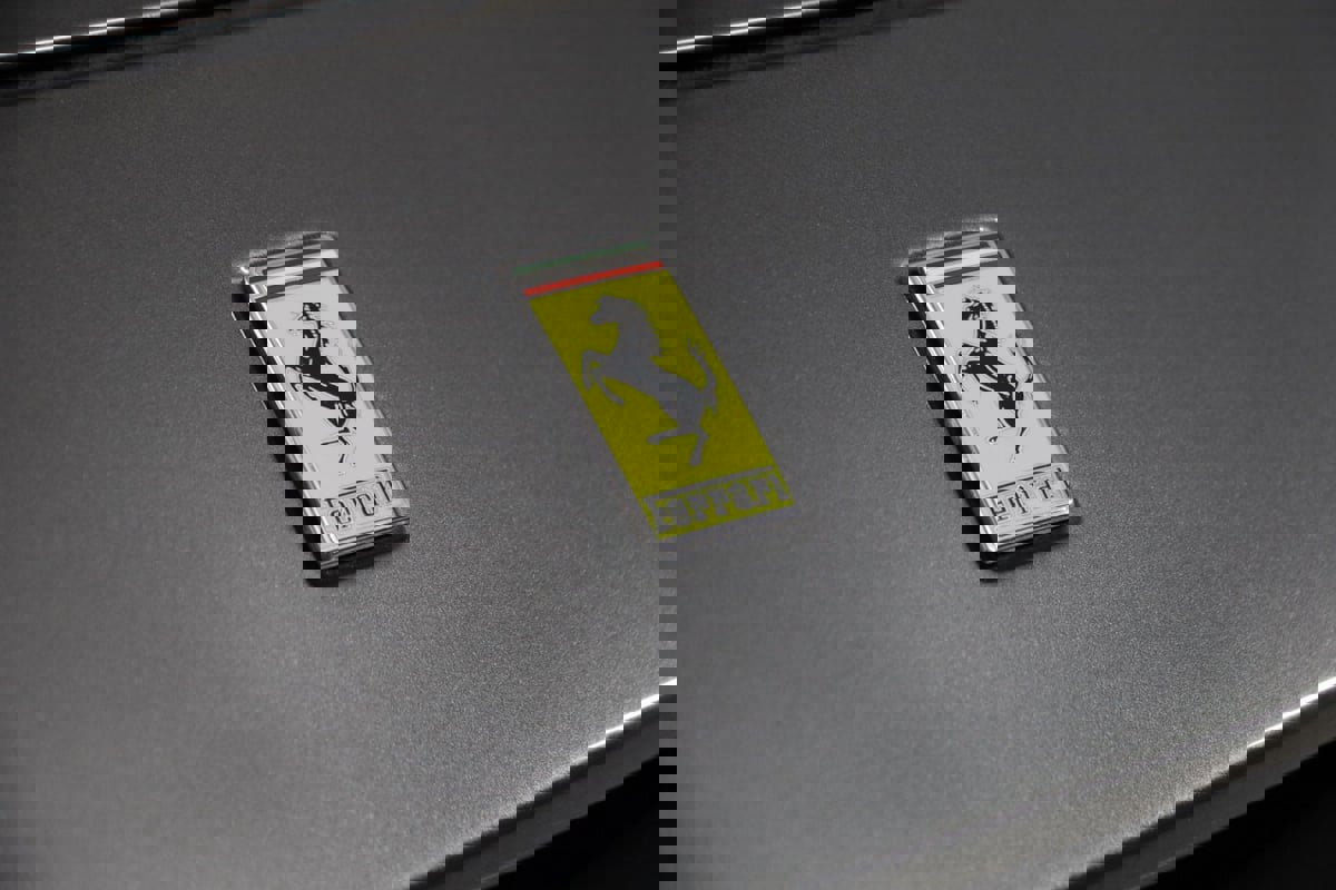 Used 2018 Ferrari California T image 21