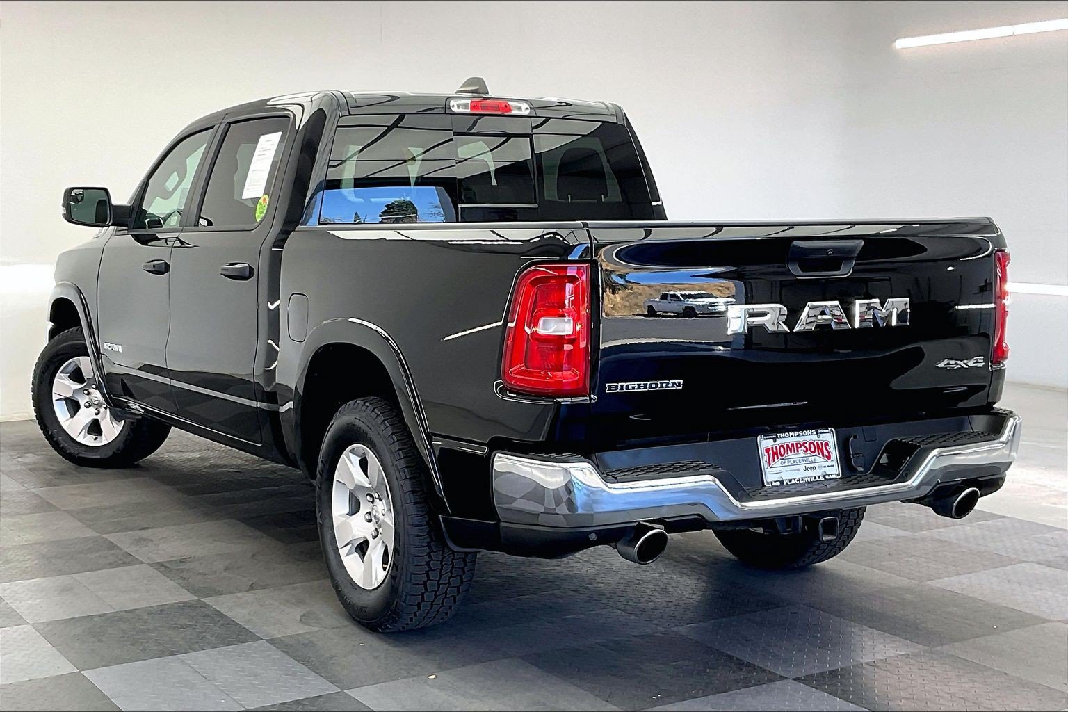 Used 2025 RAM 1500 Big Horn AWD/4WD image 10