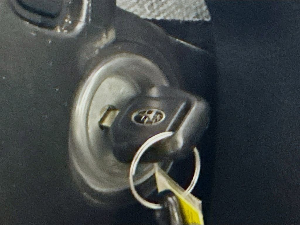 Used 2010 Subaru Forester 2.5X Premium image 17