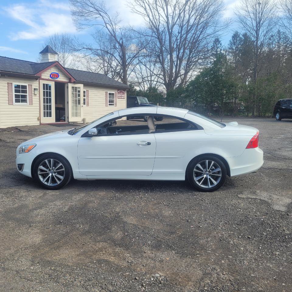 Used 2013 Volvo C70 T5 FWD image 17