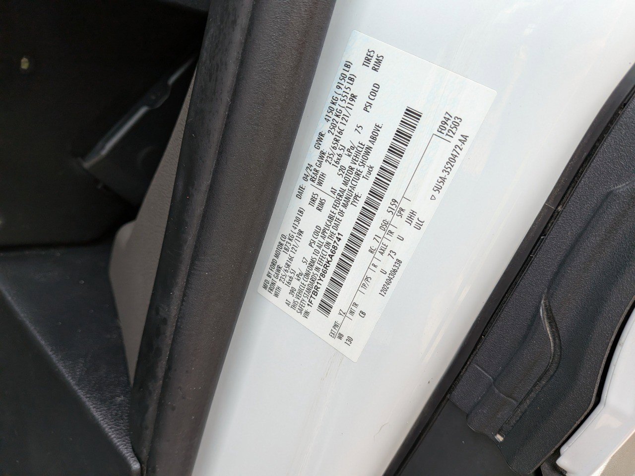 Used 2024 Ford Transit 250 w/ Exterior Upgrade Package image 39